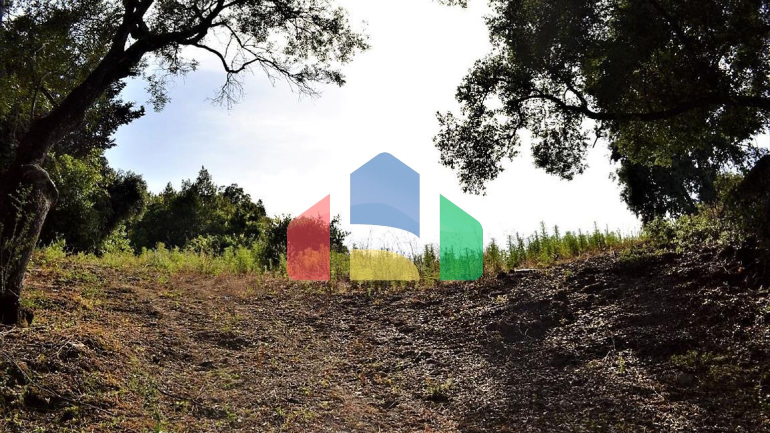 Продажа - Земельный участок 33000 m² на о. Корфу