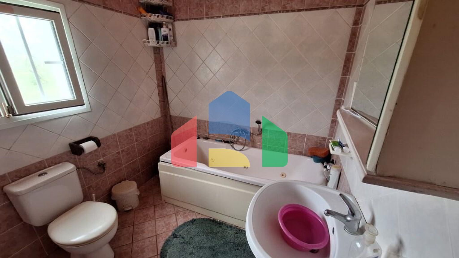 Продажа - Гостиница 320 m² на о. Корфу