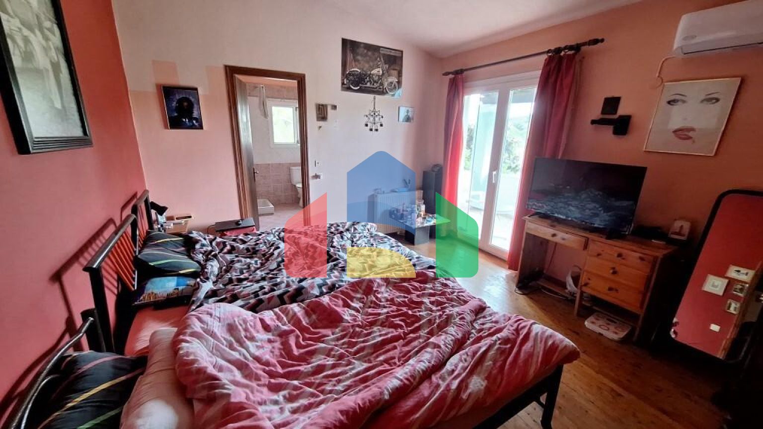 Продажа - Гостиница 320 m² на о. Корфу