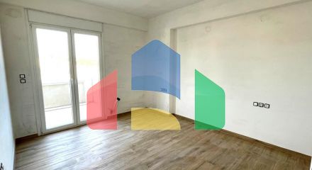 Продаж - Квартира 86 m² на о. Корфу