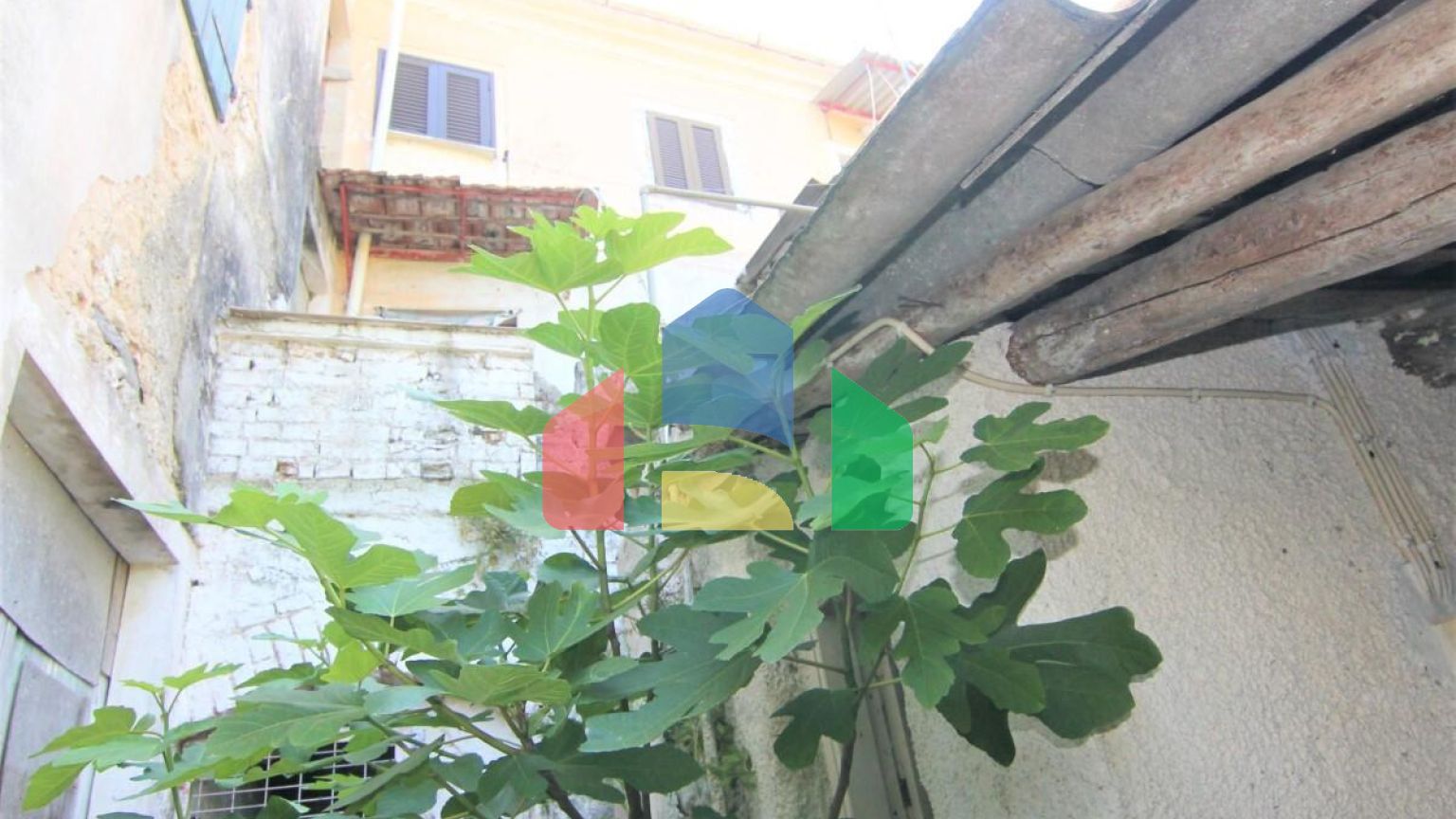 Продаж - Таунхаус 150 m² на о. Корфу