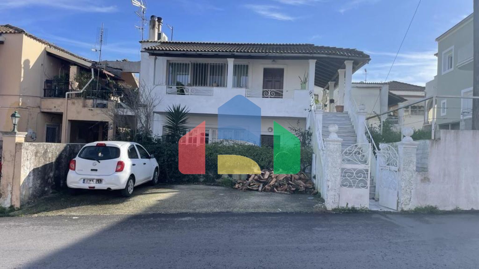 Продажа - Квартира 92 m² на о. Корфу