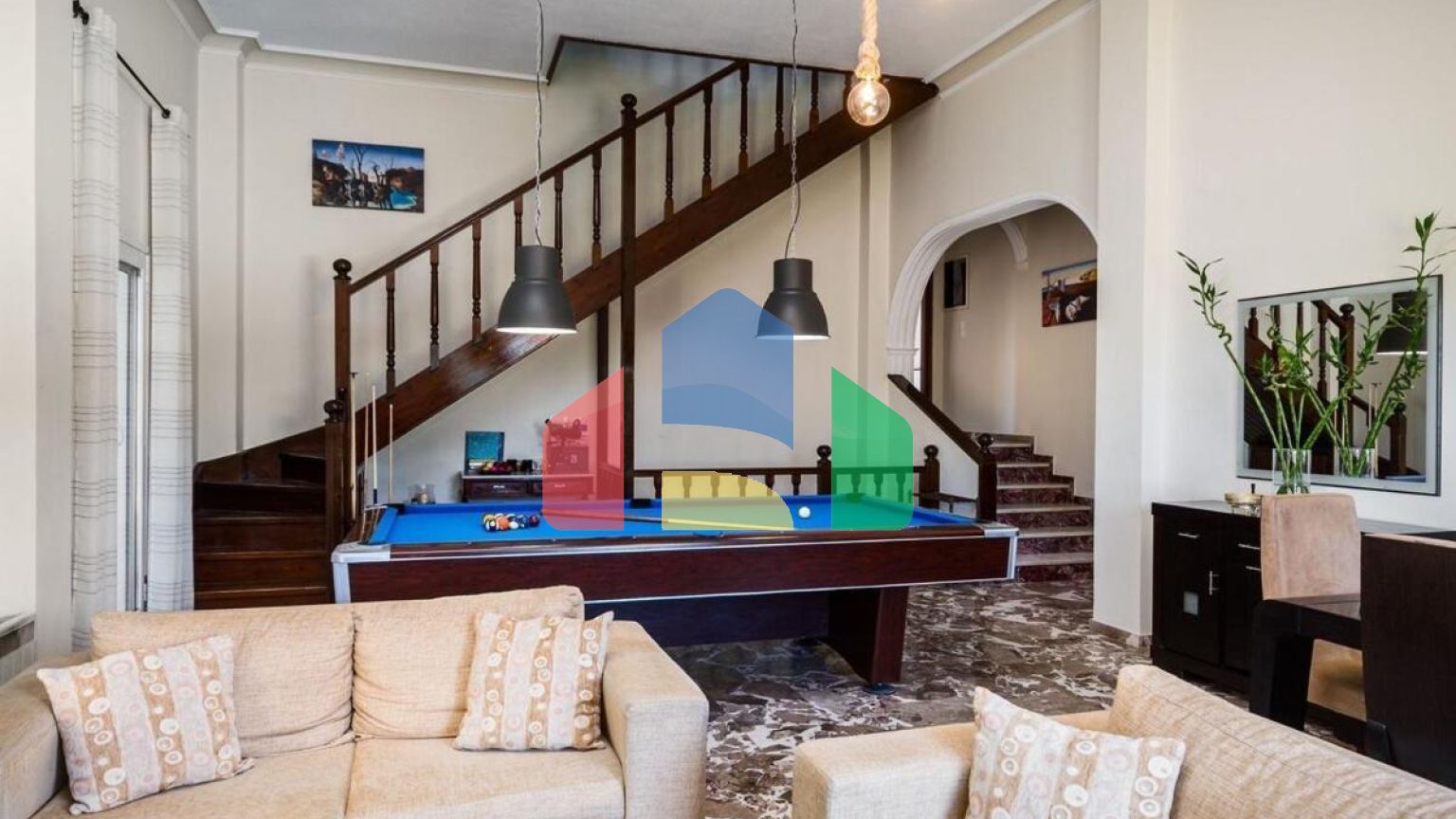 Продаж - Вілла 330 m² на о. Корфу