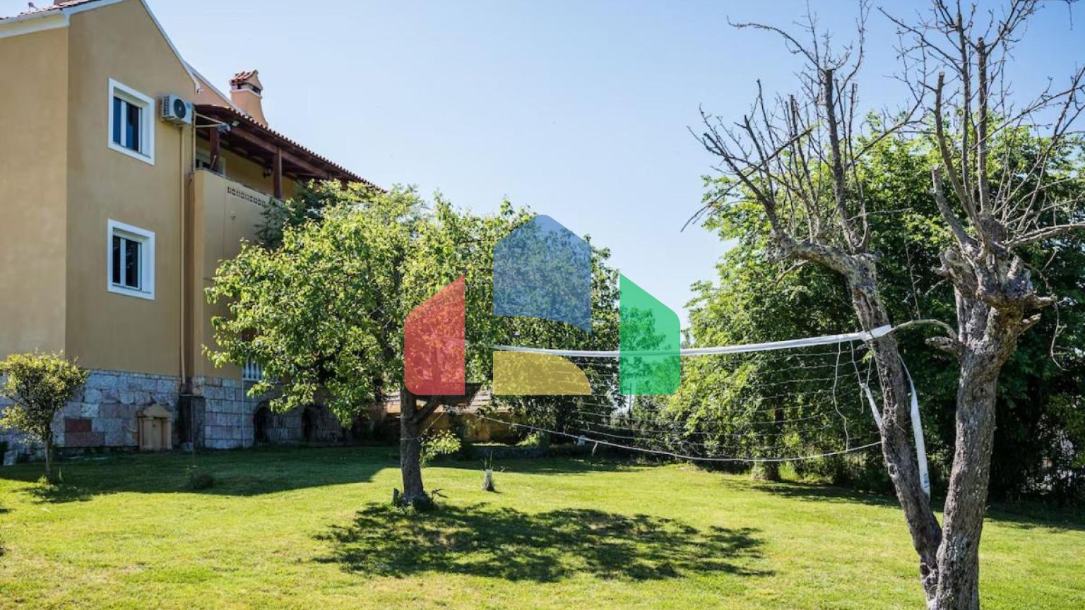 Продаж - Вілла 330 m² на о. Корфу