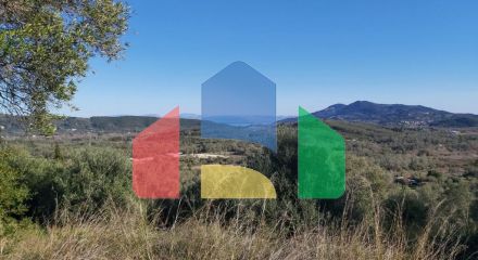 Продаж - Земельна ділянка 25000 m² на о. Корфу