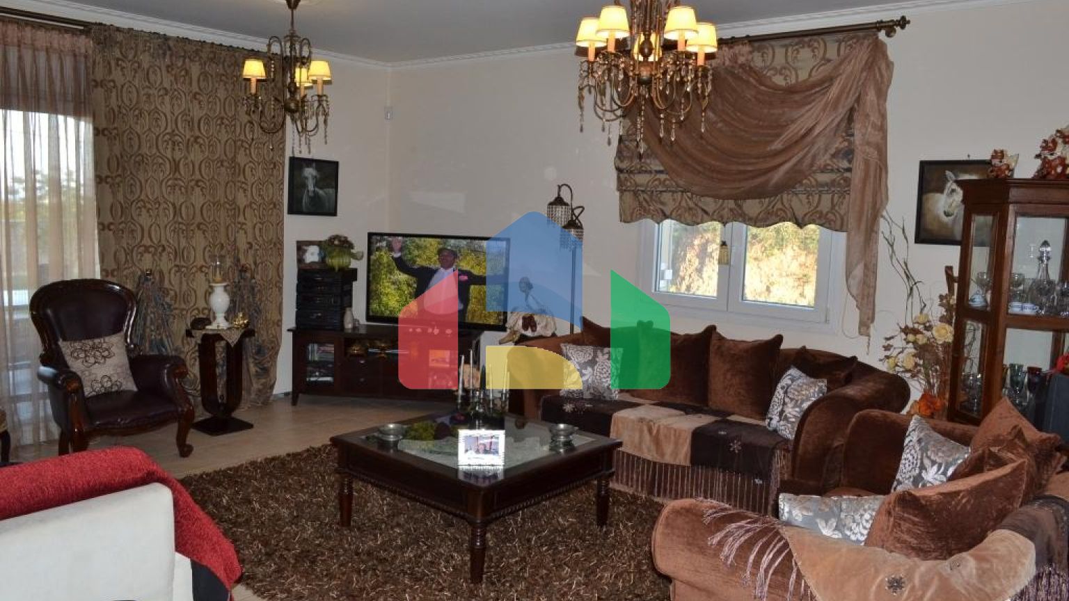 Продаж - Котедж 430 m² на о. Корфу