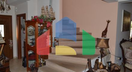 Продаж - Котедж 430 m² на о. Корфу