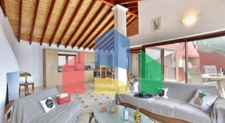 For Sale - Detached house 240 m² in Corfu