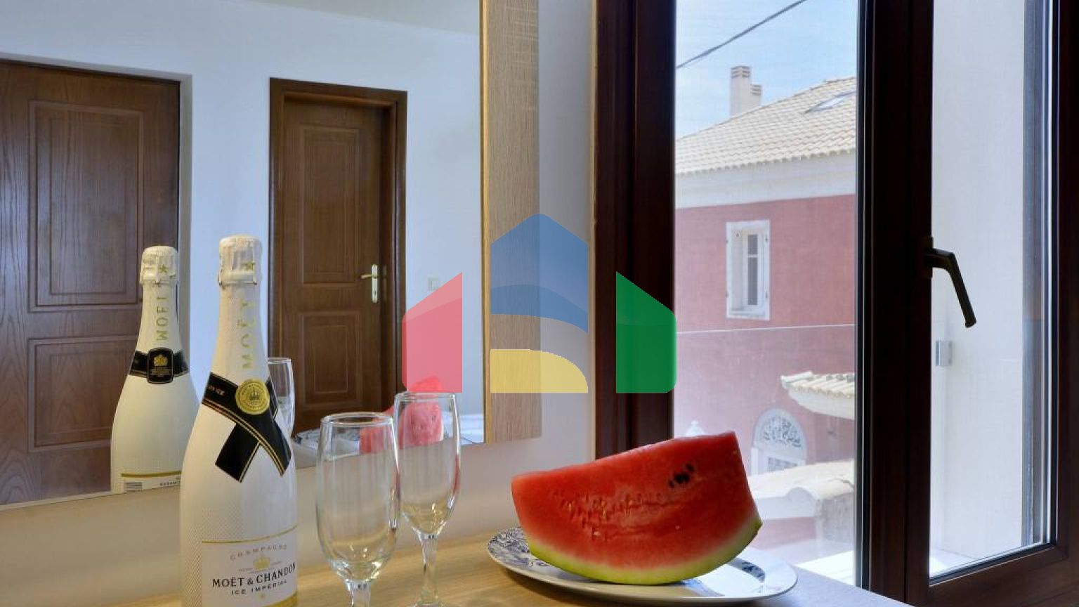 Продаж - Котедж 240 m² на о. Корфу