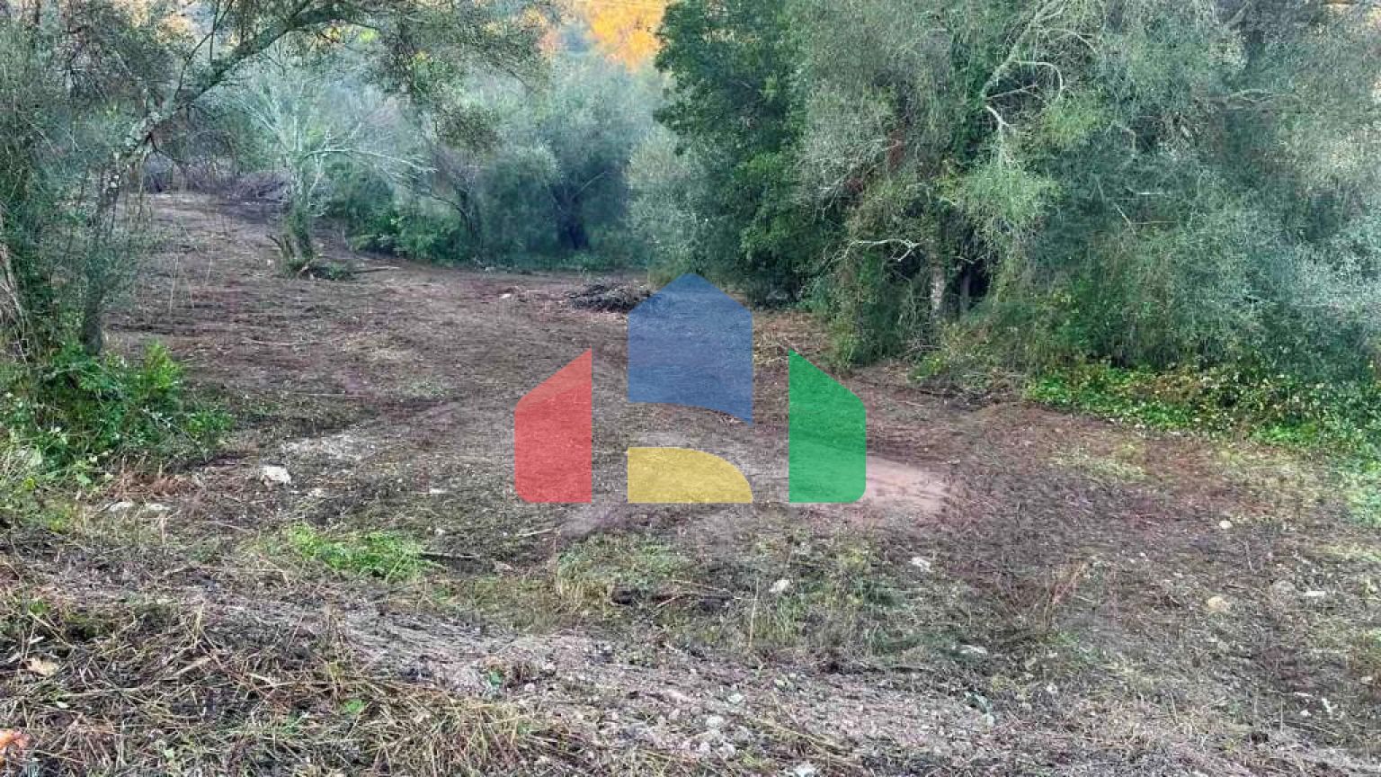 Продажа - Земельный участок 4028 m² на о. Корфу