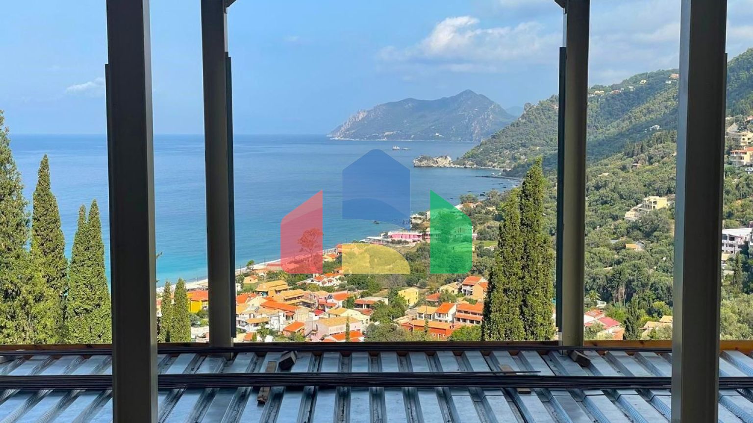 Продажа - Коттедж 224 m² на о. Корфу