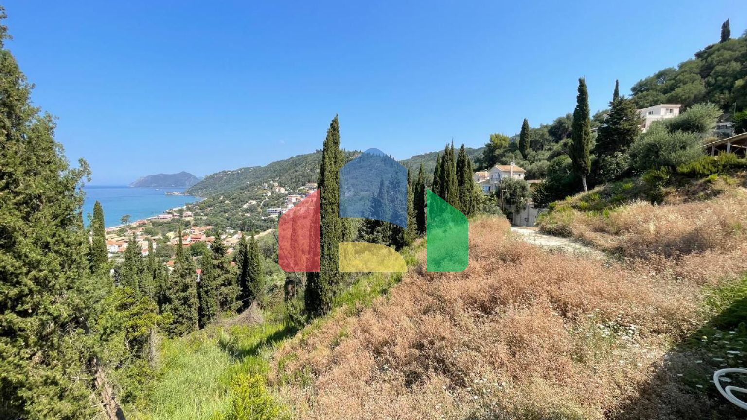 Продажа - Коттедж 224 m² на о. Корфу