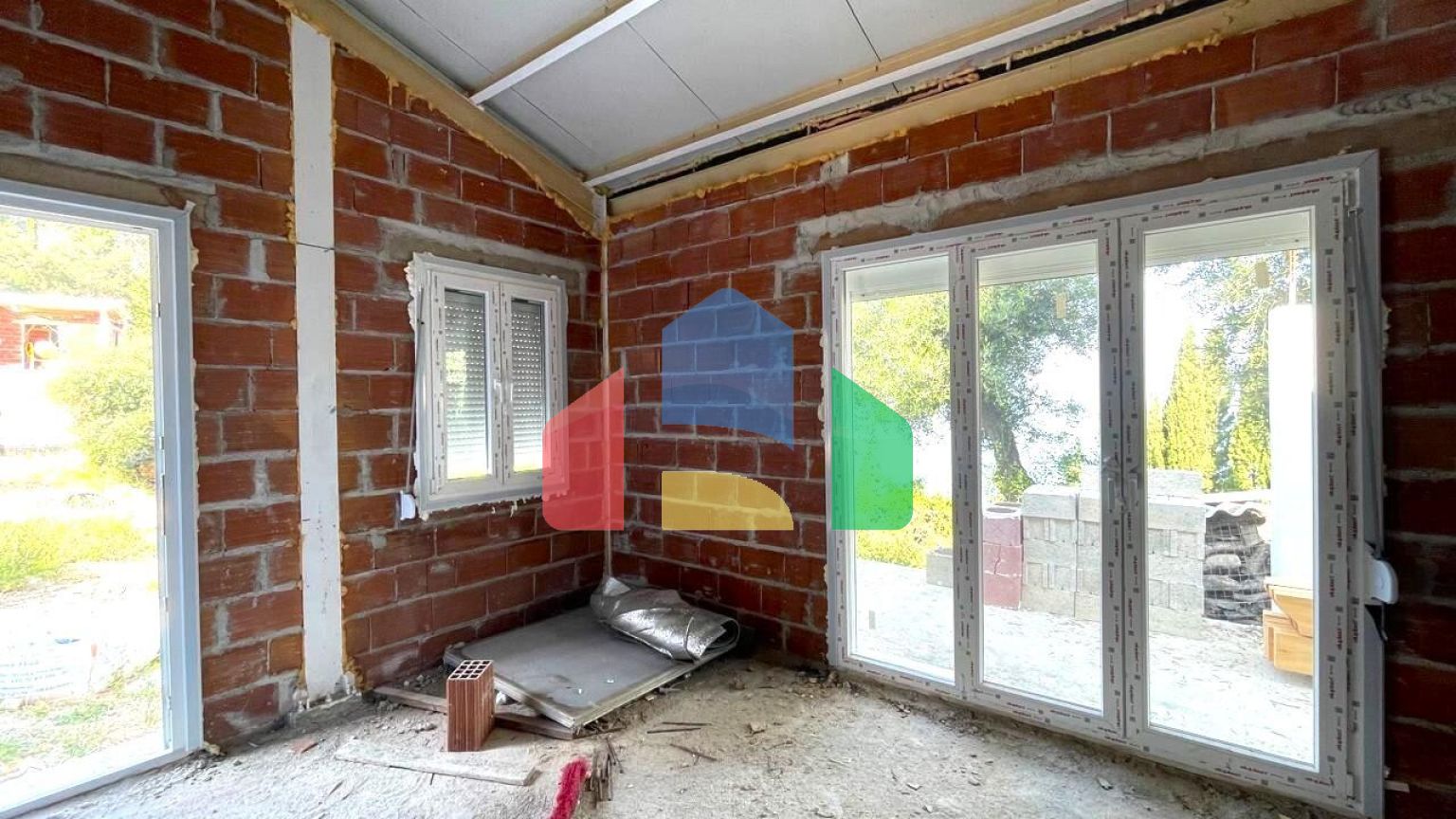 Продажа - Коттедж 224 m² на о. Корфу