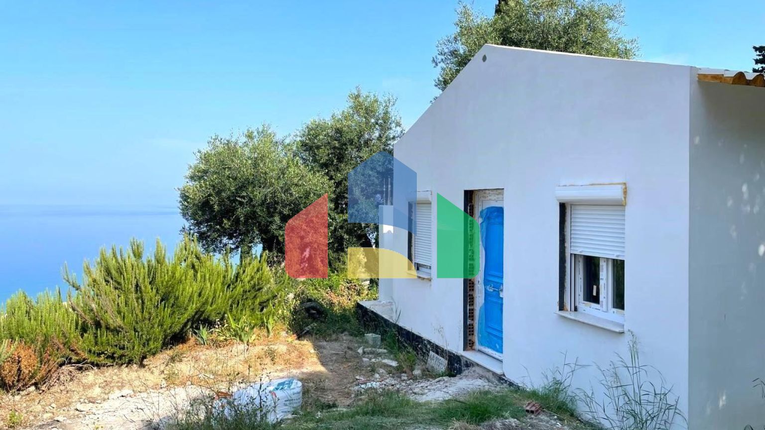 Продажа - Коттедж 224 m² на о. Корфу