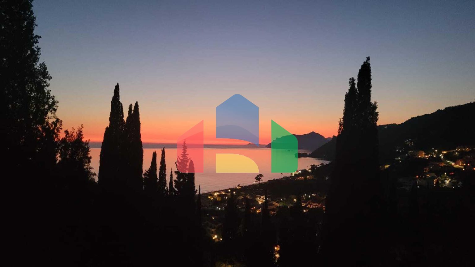 Продажа - Коттедж 224 m² на о. Корфу