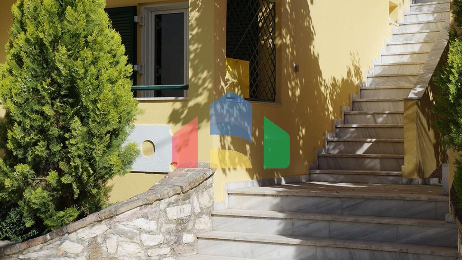 Продаж - Готель 660 m² на о. Корфу