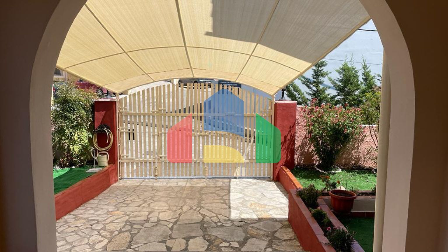 Продажа - Коттедж 180 m² на о. Корфу