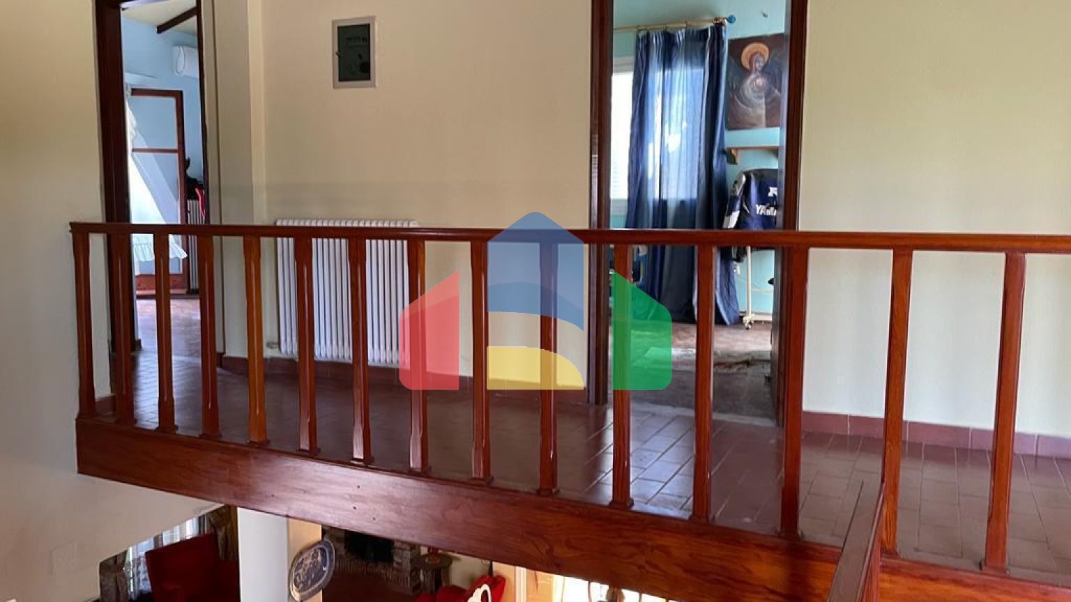 Продажа - Коттедж 180 m² на о. Корфу