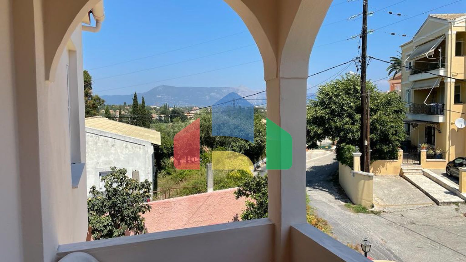 Продажа - Коттедж 180 m² на о. Корфу