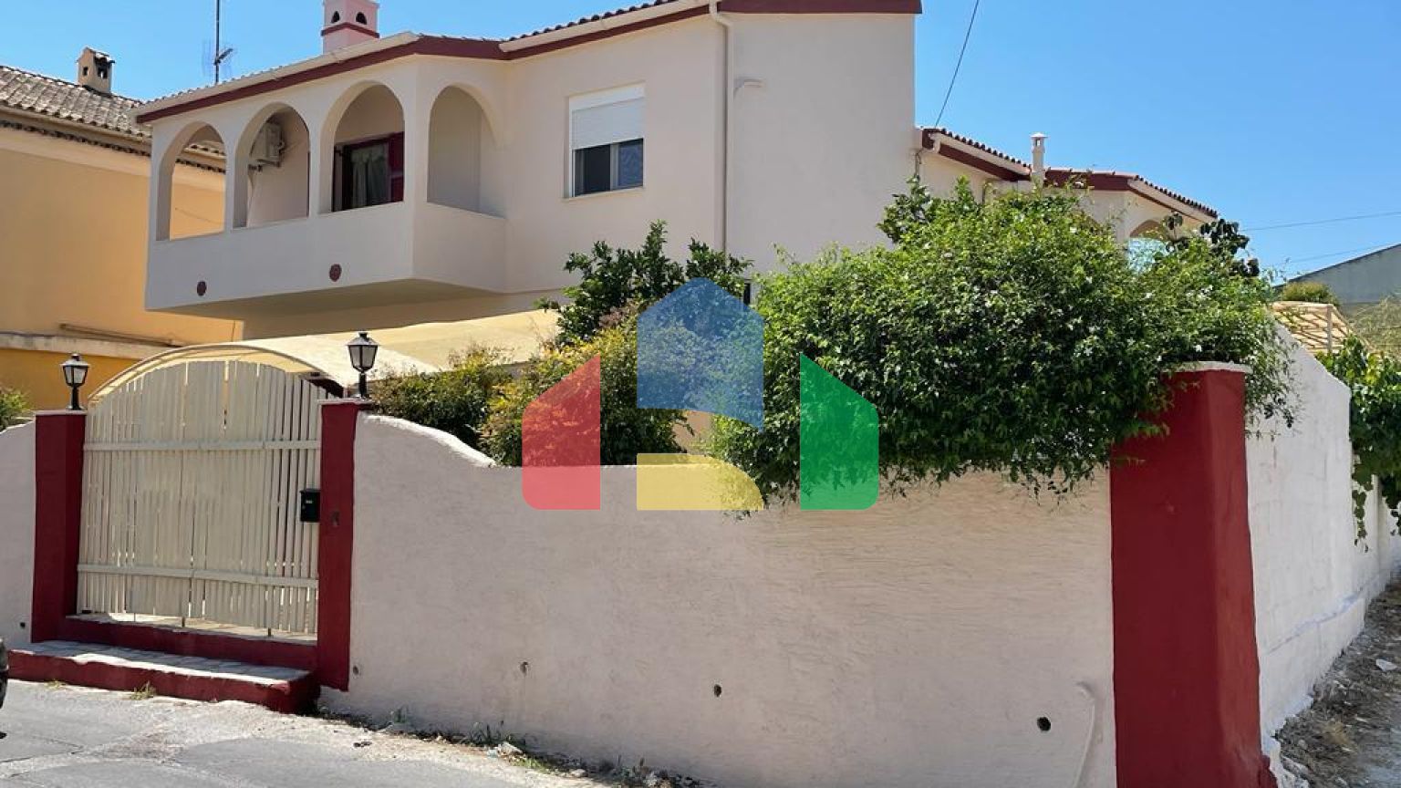 Продажа - Коттедж 180 m² на о. Корфу