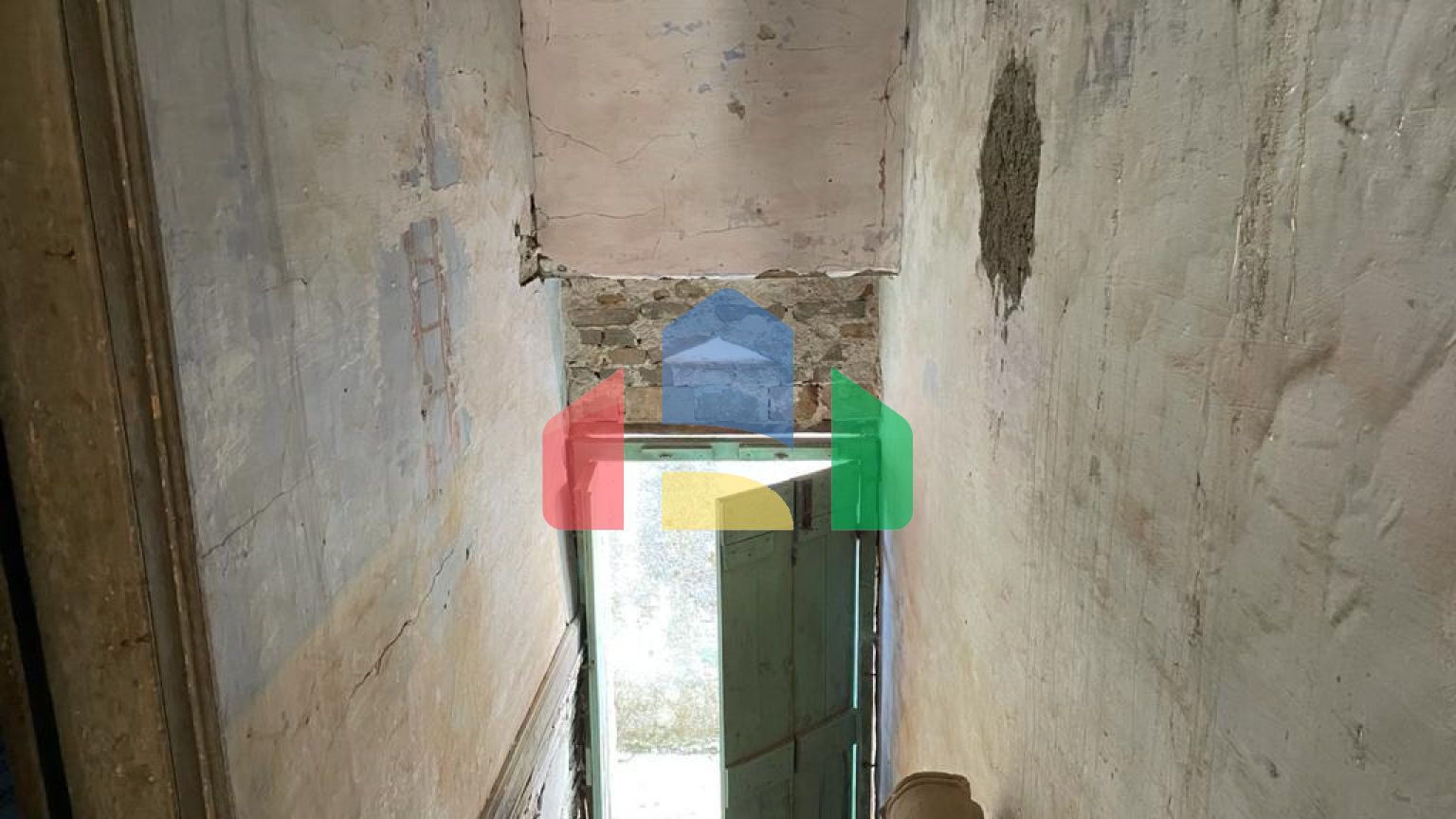 Продаж - Котедж 90 m² на о. Корфу