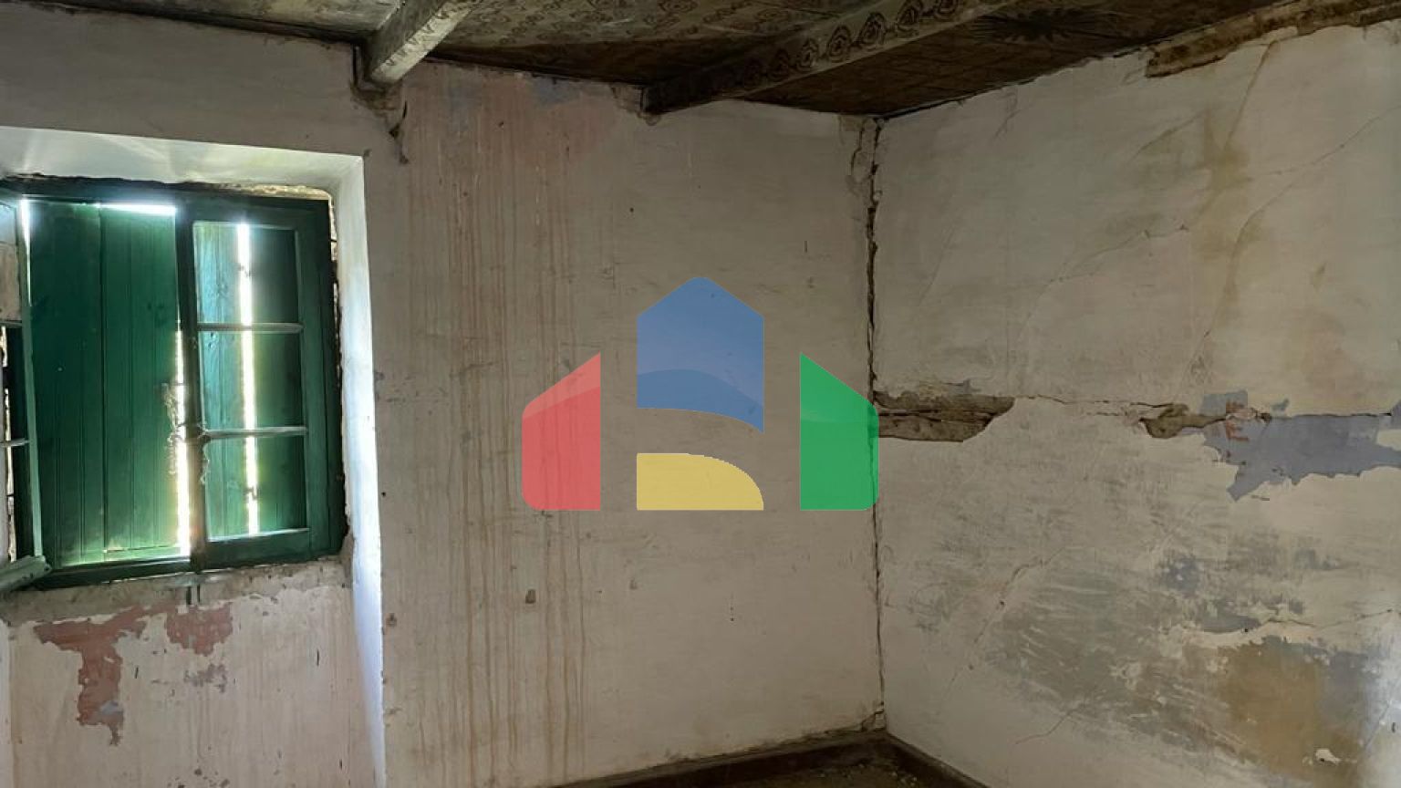 Продаж - Котедж 90 m² на о. Корфу