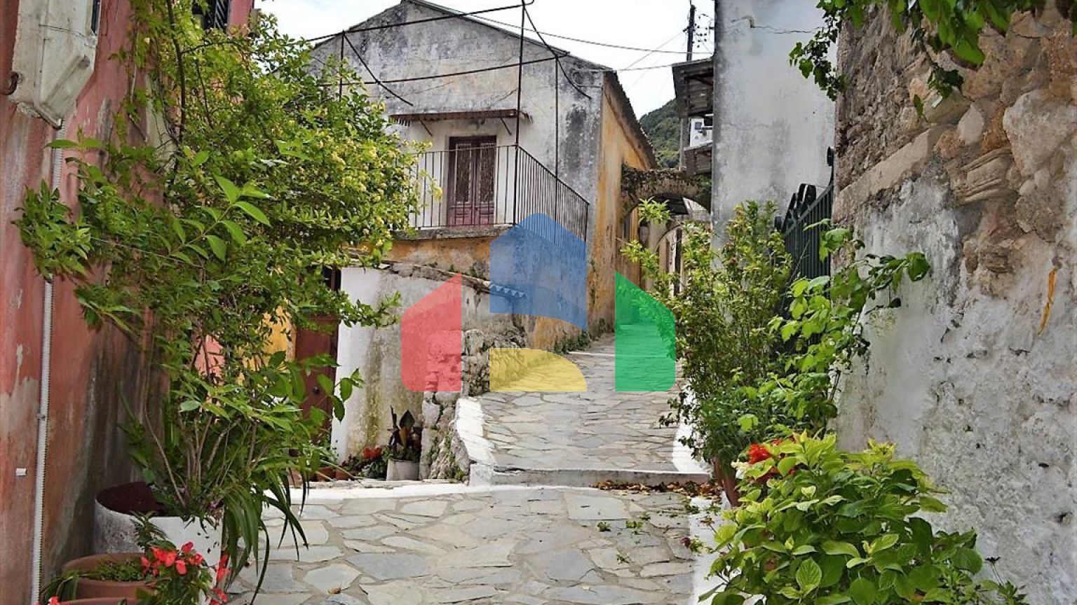 Продаж - Котедж 90 m² на о. Корфу