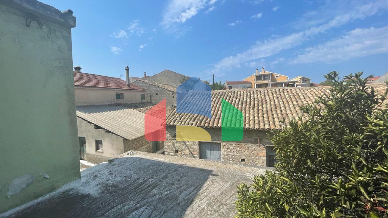 Продажа - Коттедж 215 m² на о. Корфу