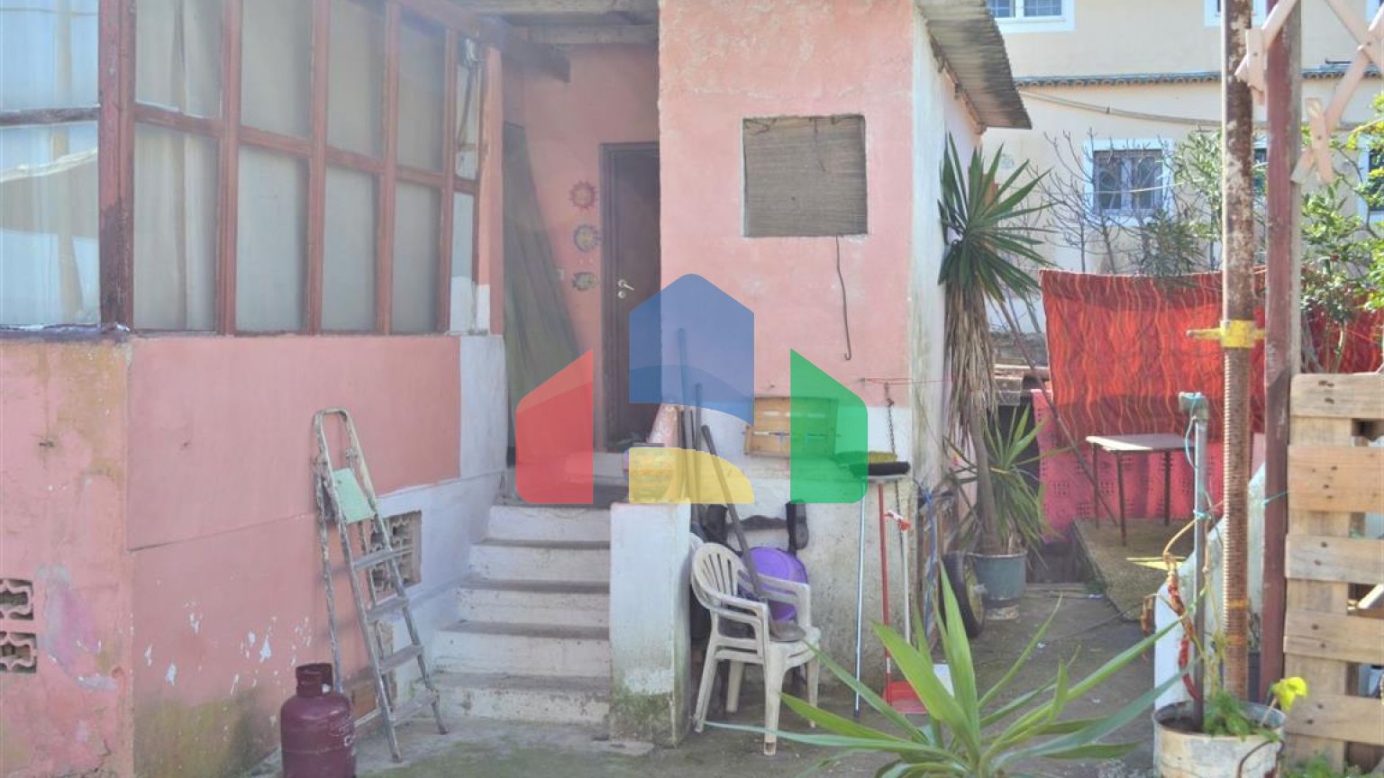 Продаж - Котедж 137 m² на о. Корфу