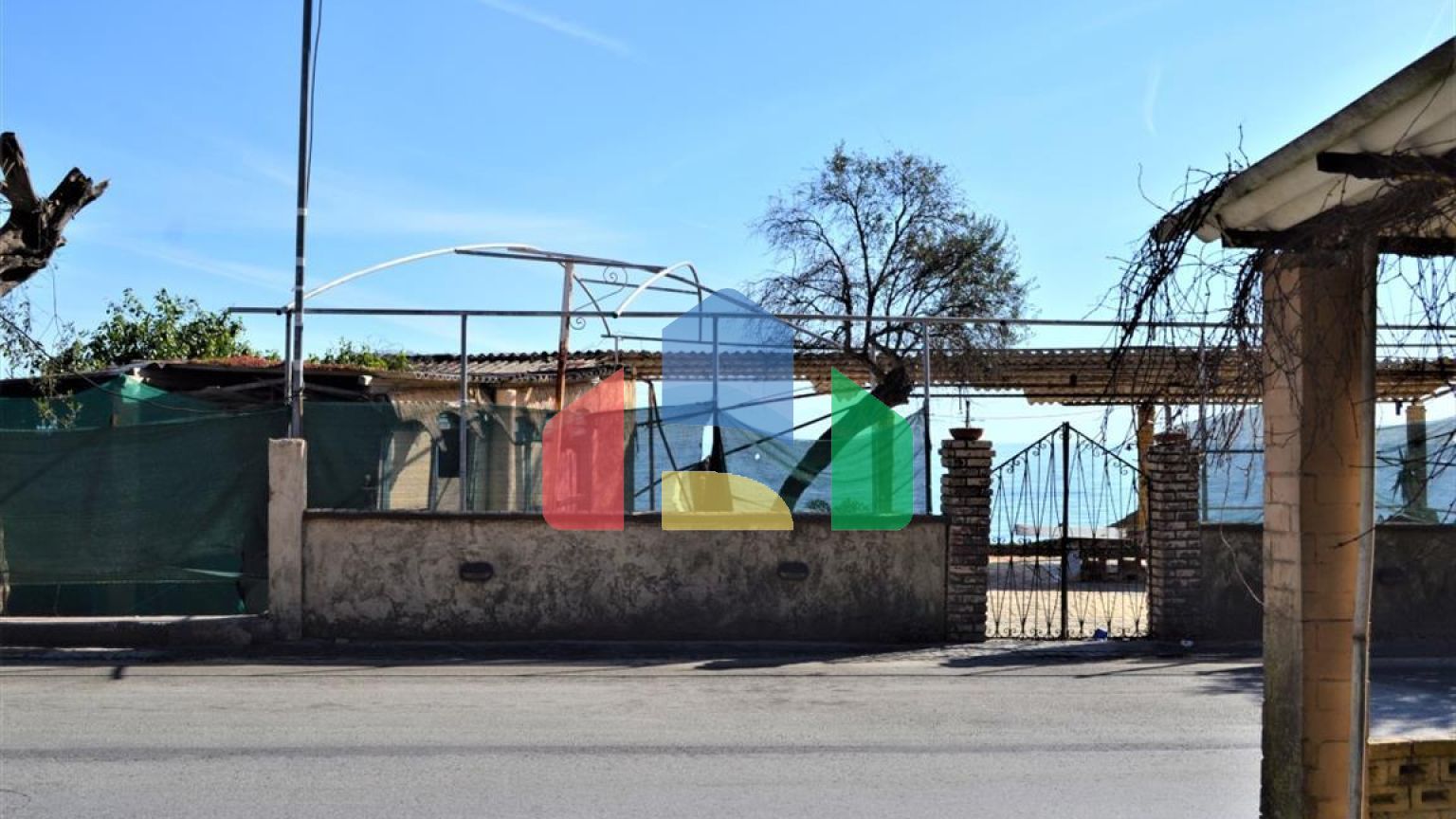 Продаж - Котедж 137 m² на о. Корфу