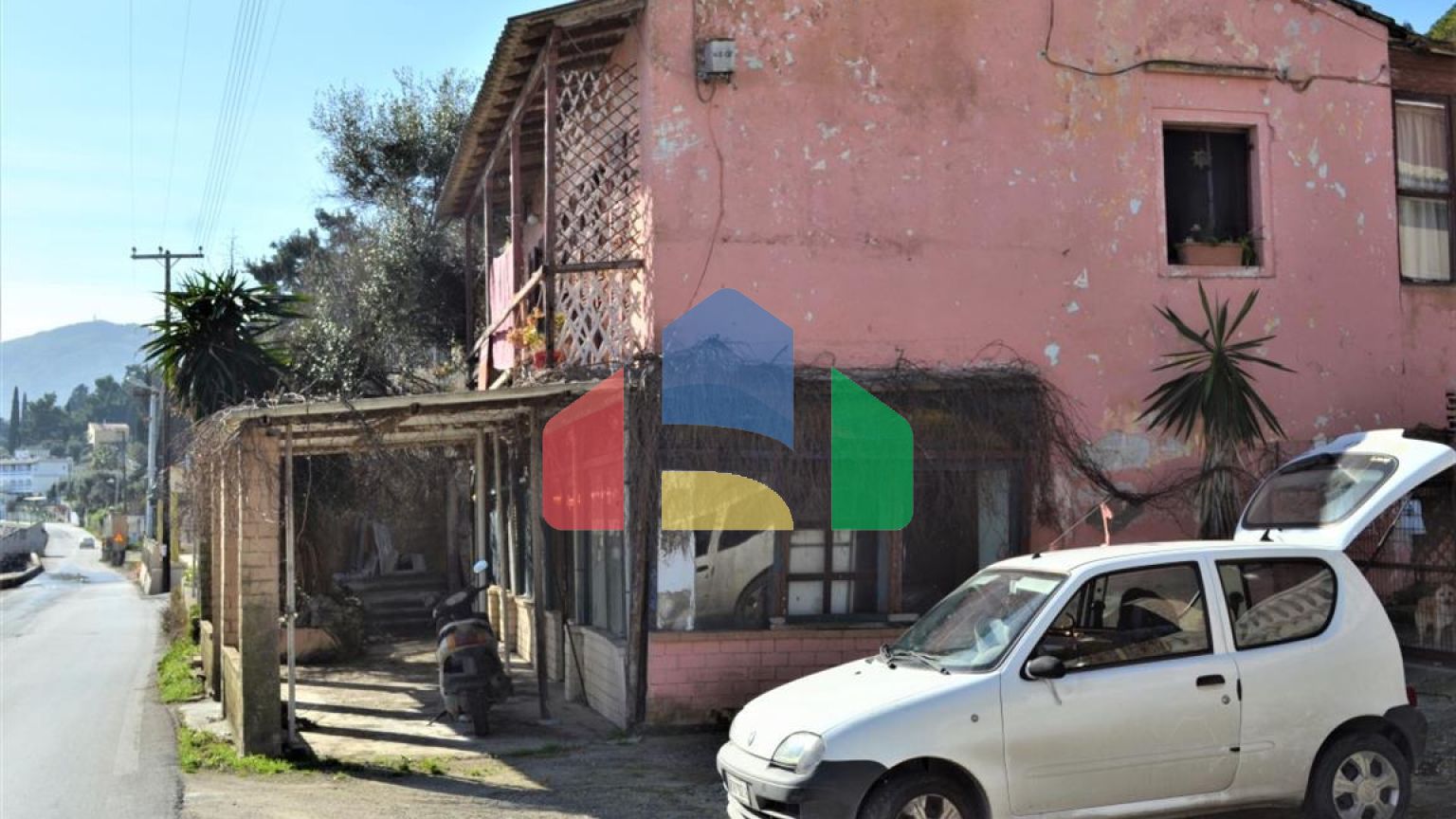 Продаж - Котедж 137 m² на о. Корфу