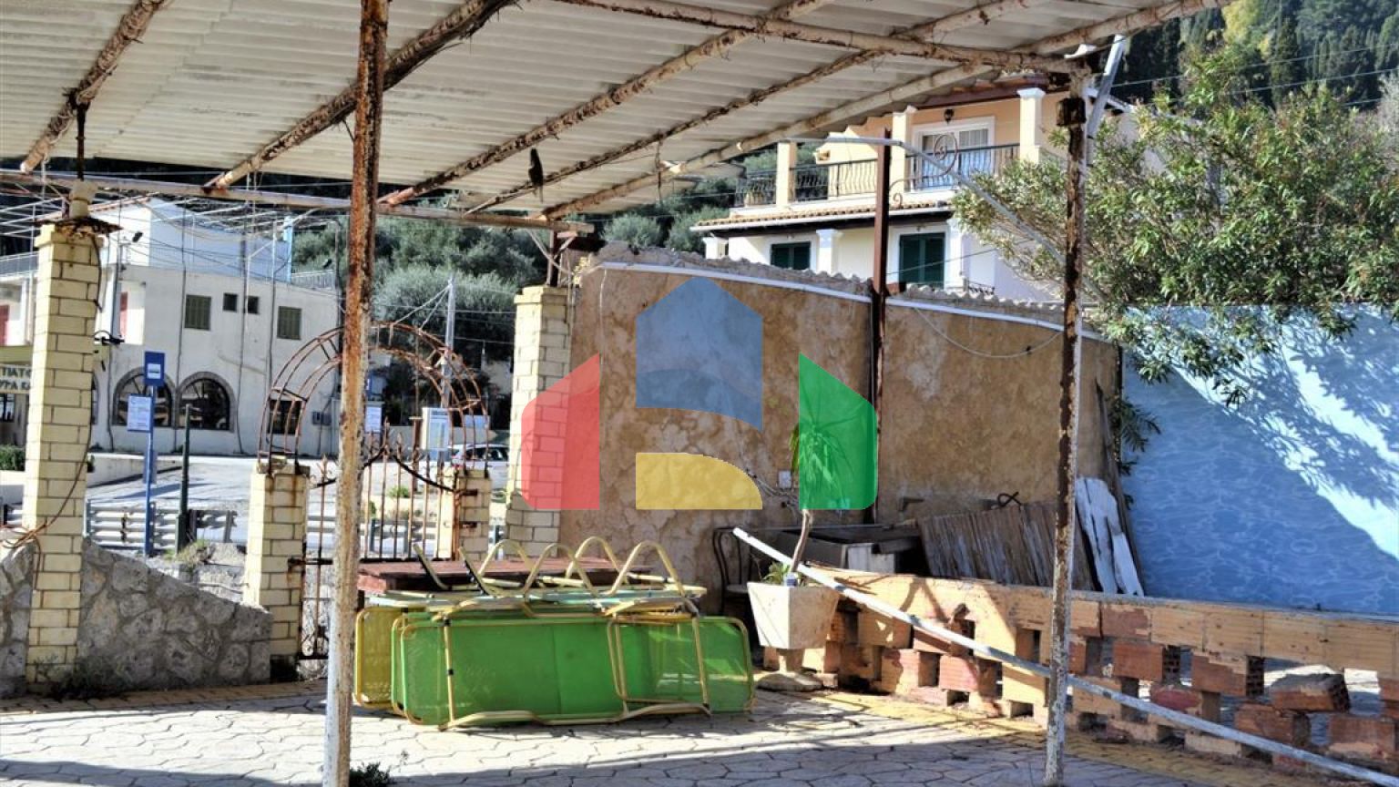 Продаж - Котедж 137 m² на о. Корфу