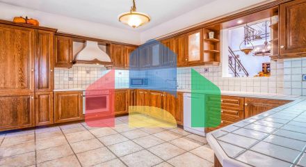 Продаж - Вілла 240 m² на о. Корфу