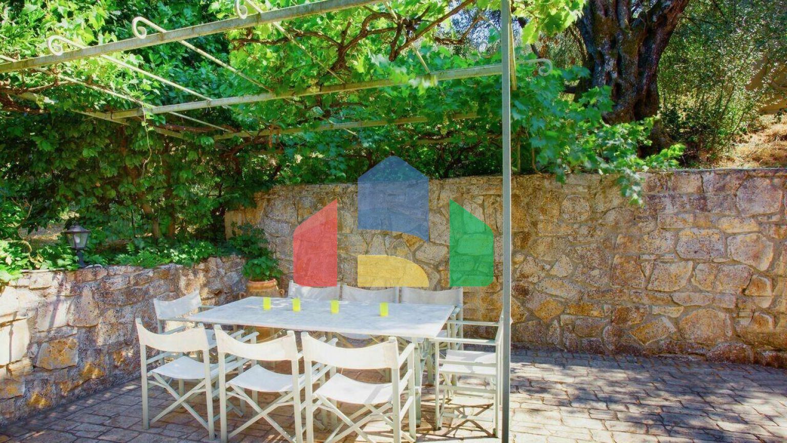 Продажа - Вилла 240 m² на о. Корфу