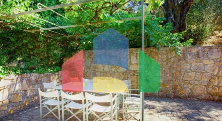 Продажа - Вилла 240 m² на о. Корфу