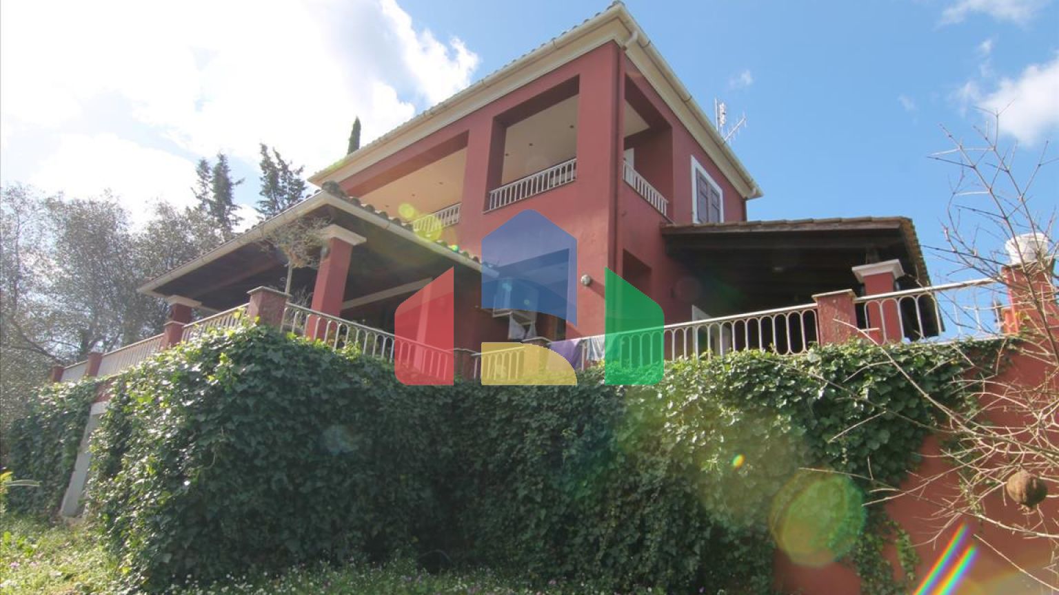 Продажа - Коттедж 200 m² на о. Корфу