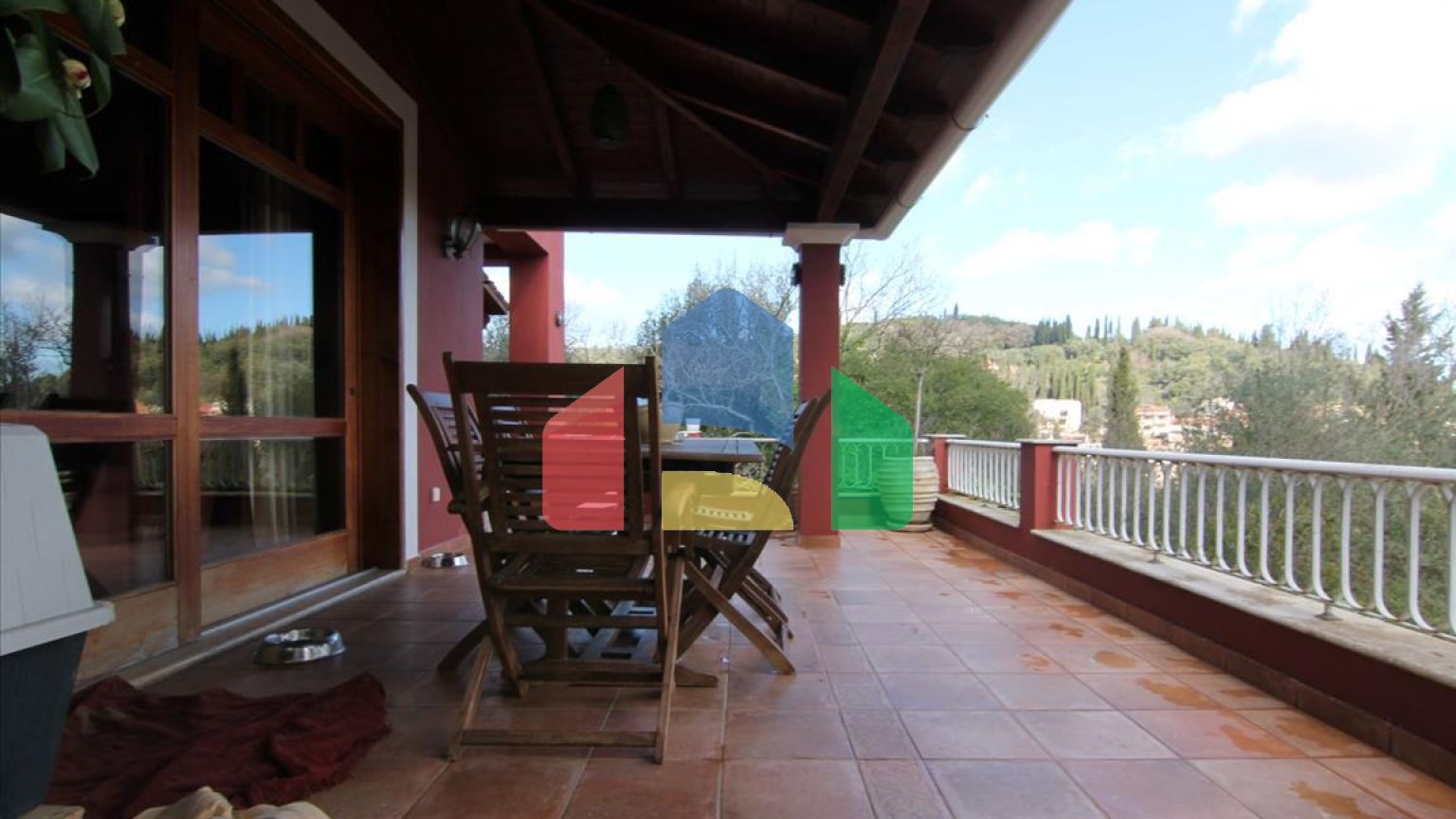 Продажа - Коттедж 200 m² на о. Корфу