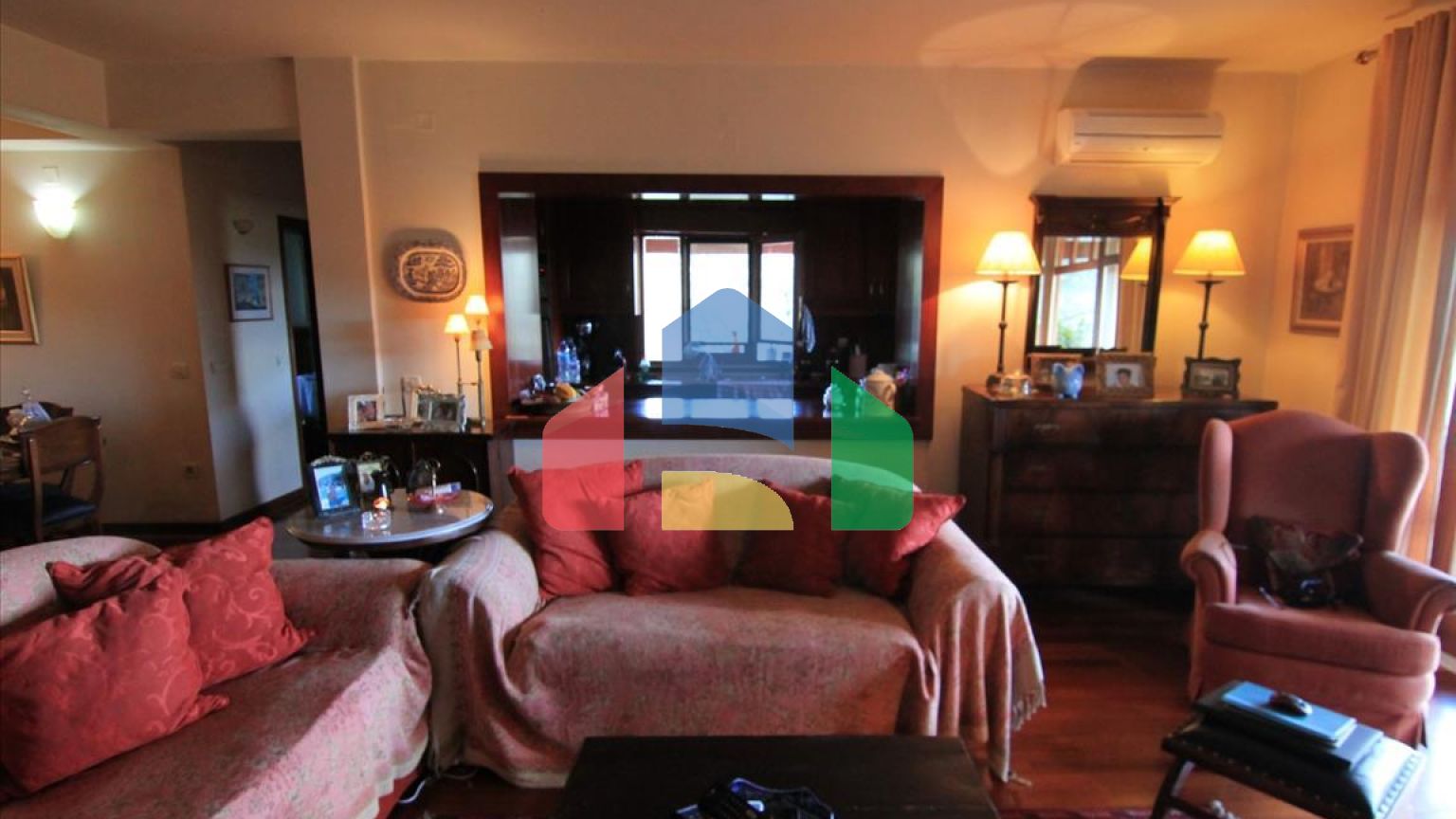 Продажа - Коттедж 200 m² на о. Корфу