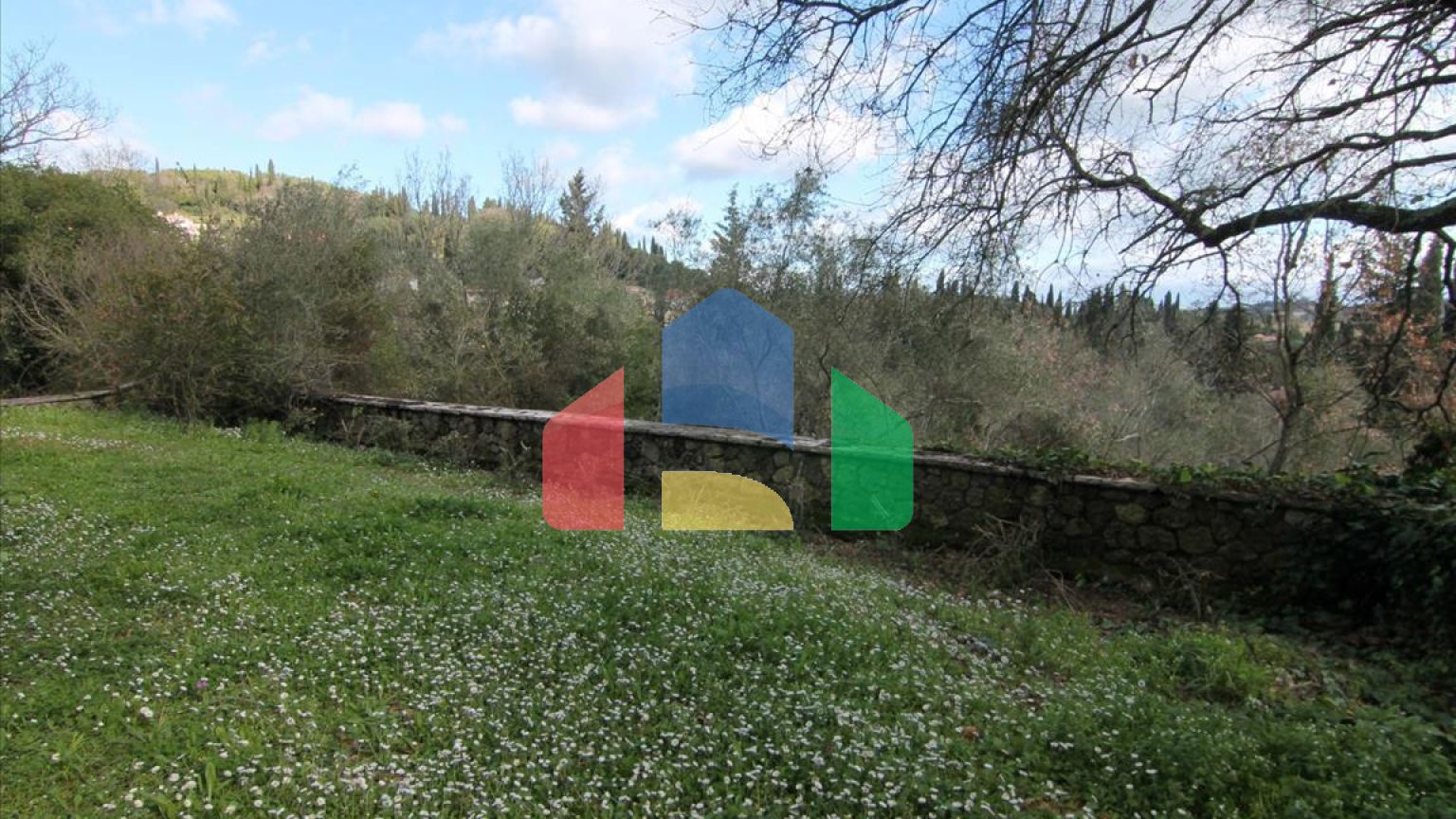 Продажа - Коттедж 200 m² на о. Корфу