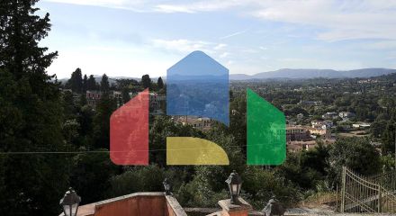 Продажа - Коттедж 235 m² на о. Корфу