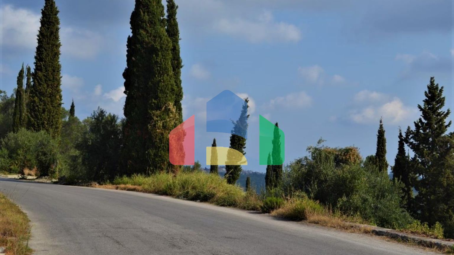 Продаж - Земельна ділянка 2010 m² на о. Корфу