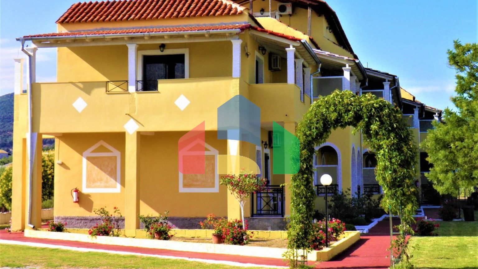 Продажа - Гостиница 1000 m² на о. Корфу