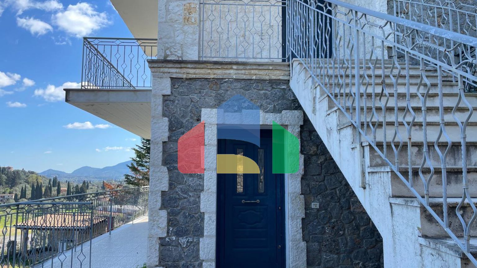 Продажа - Вилла 167 m² на о. Корфу