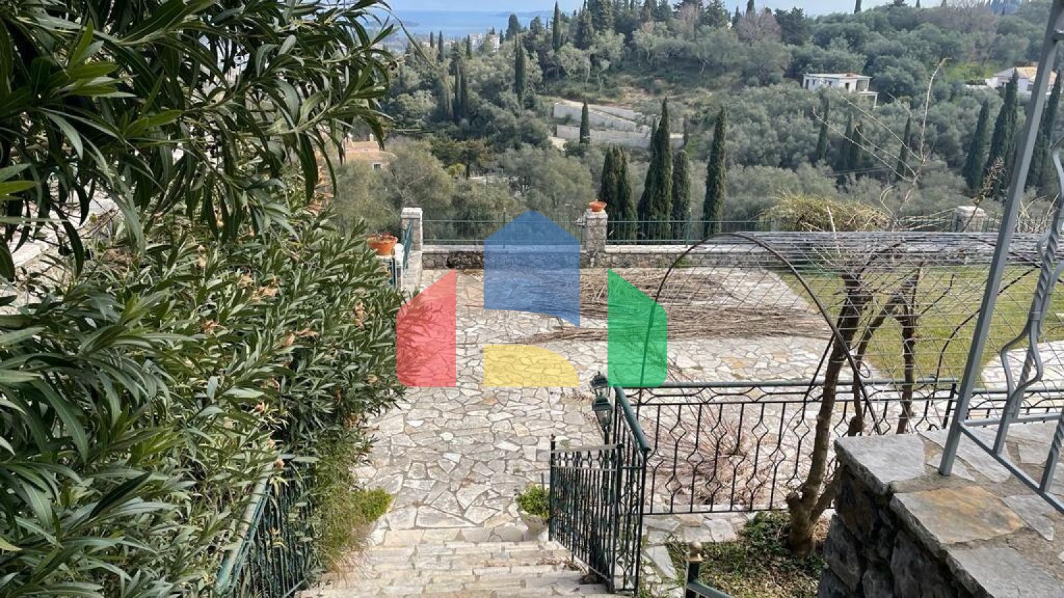 Продажа - Вилла 167 m² на о. Корфу