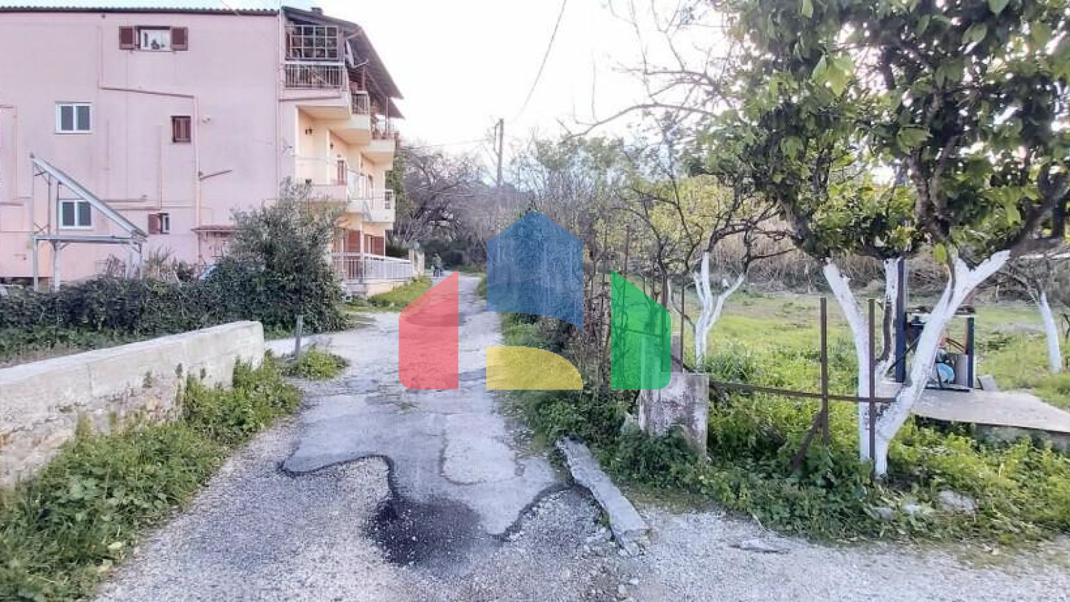 Продаж - Котедж 58 m² на о. Корфу