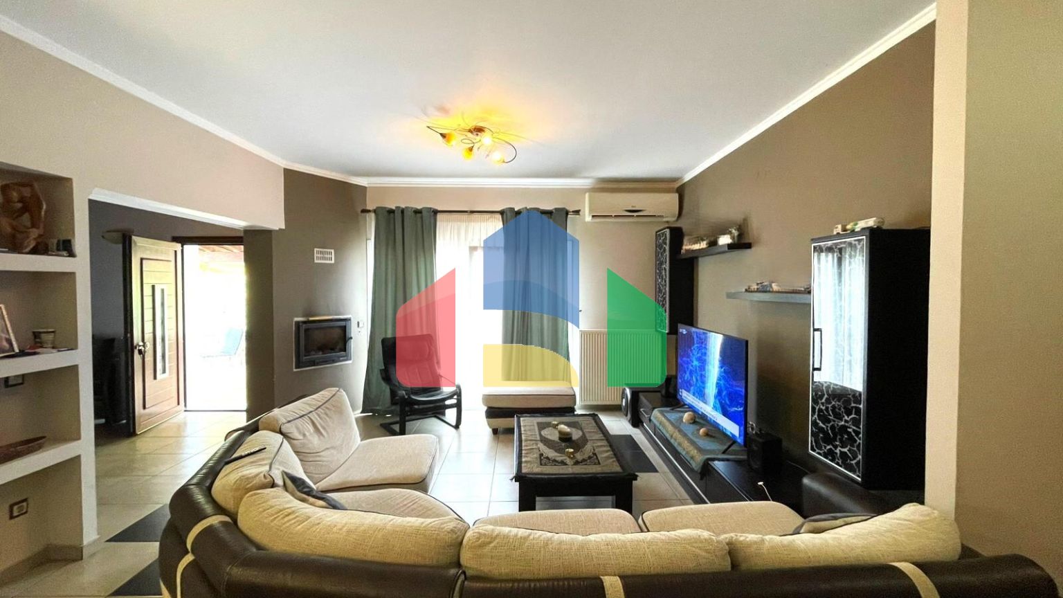 Продажа - Коттедж 140 m² на о. Корфу