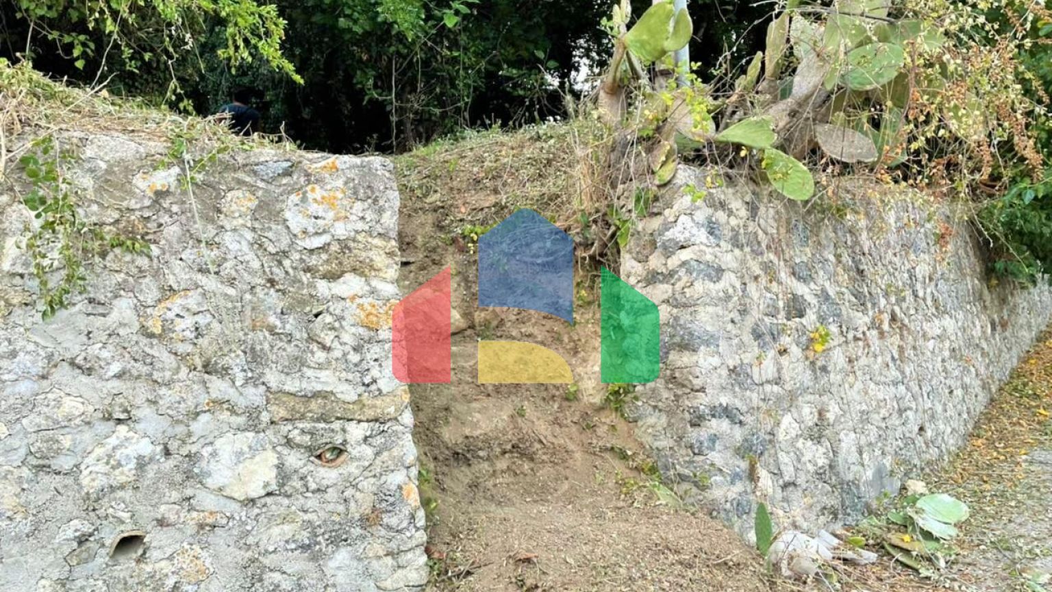 Продаж - Земельна ділянка 540 m² на о. Корфу