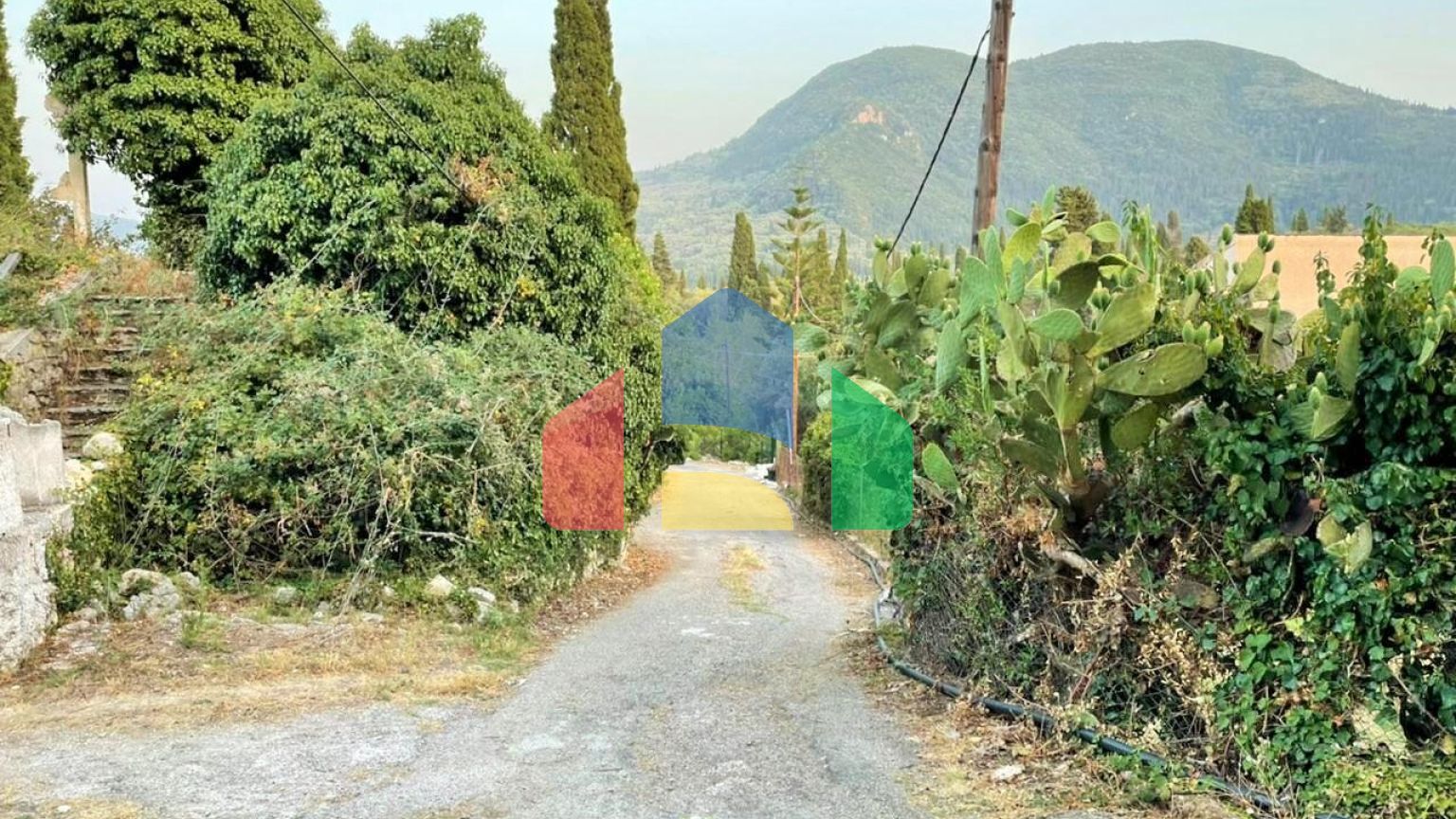 Продаж - Земельна ділянка 540 m² на о. Корфу