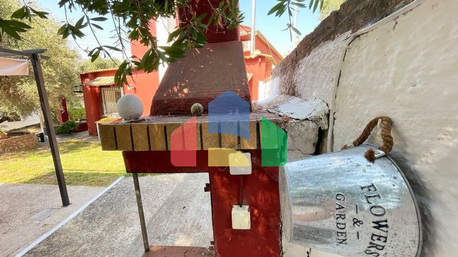 Продажа - Коттедж 130 m² на о. Корфу