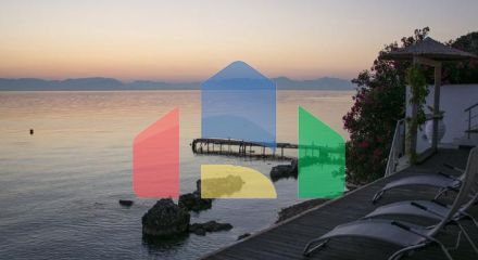 Продажа - Вилла 250 m² на о. Корфу